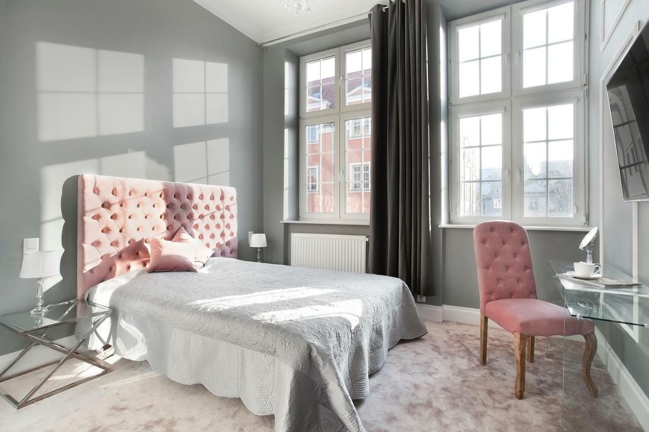 Апартаменты Apartament Mariacka Гданьск Экстерьер фото